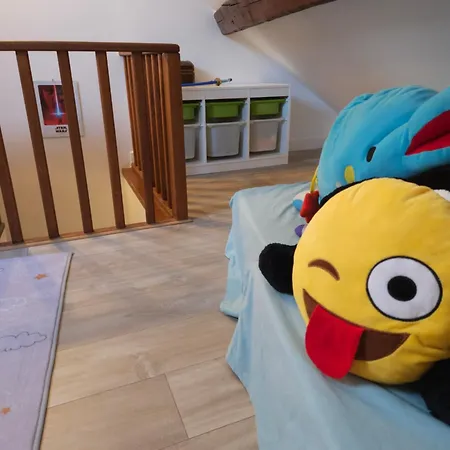 Le Duplex De - - Gare - Commerces - Marche